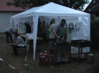 Open Air: Grillstand der FFW